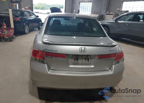 2011 Honda Accord 2.4 Ex z USA, uszkodzony, nr VIN 1HGCP2E7XBA157608